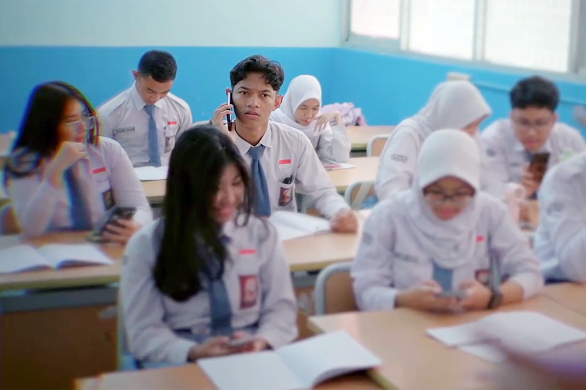 Bukan Sekadar Dilarang, Kemenag Atur Cara Siswa Gunakan Gawai di Sekolah hingga Rumah