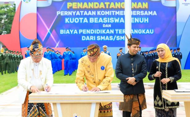 Pemprov Jatim Sediakan Beasiswa Bagi Siswa SMA yang Tidak Masuk Sekolah Negeri