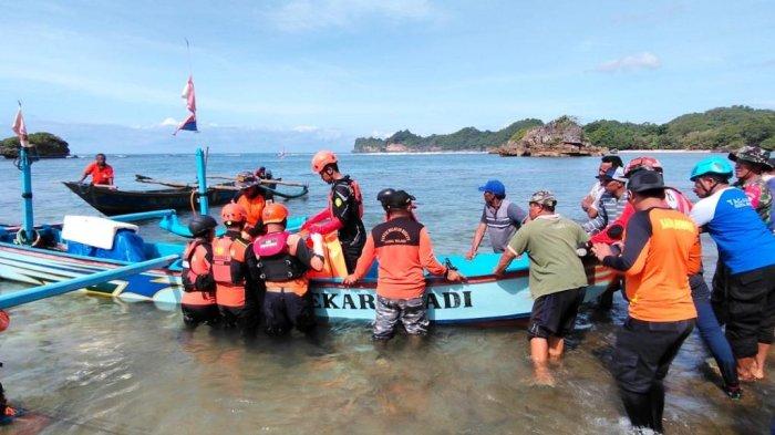 Korban Terseret Ombak Pantai Kondang Merak Ditemukan Meninggal Dunia