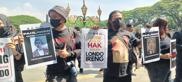 'Londo Ireng' Tuai Protes, Jurnalis Malang Raya Desak Presiden Prabowo Minta Maaf