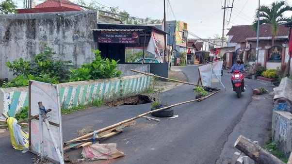 Perbaikan Jembatan Ambles Di Dau Malang Masih Menunggu Perbaikan