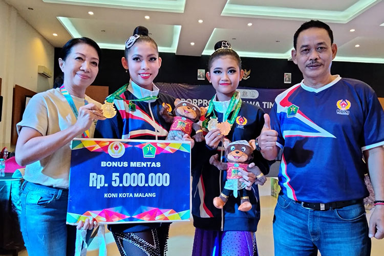 Kota Malang Borong Emas dari Cabor Dance Sport