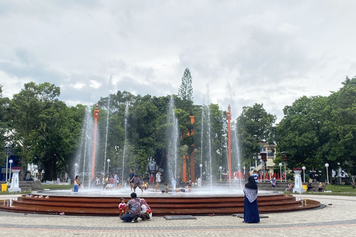 Air Mancur Alun-Alun Malang Tak Lagi Menyala Seharian, Ini Penyebabnya