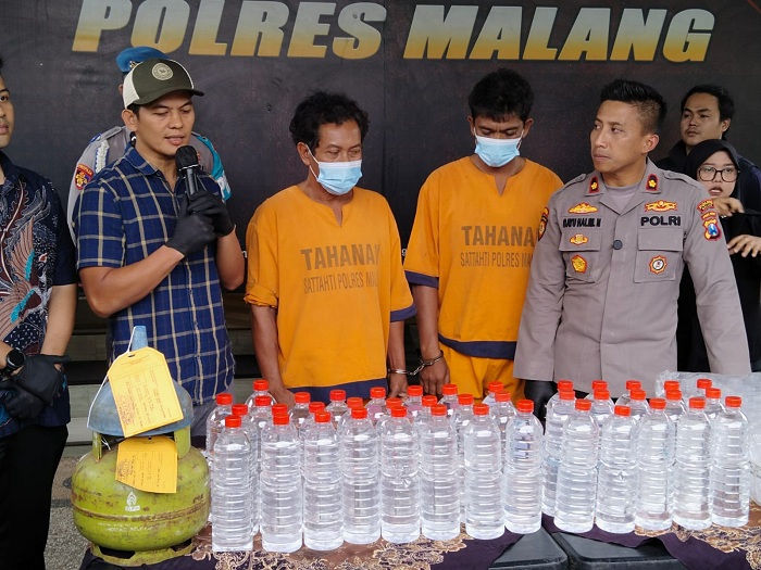 Produksi Miras Ilegal, Polres Malang Tangkap Penderita Diabetes