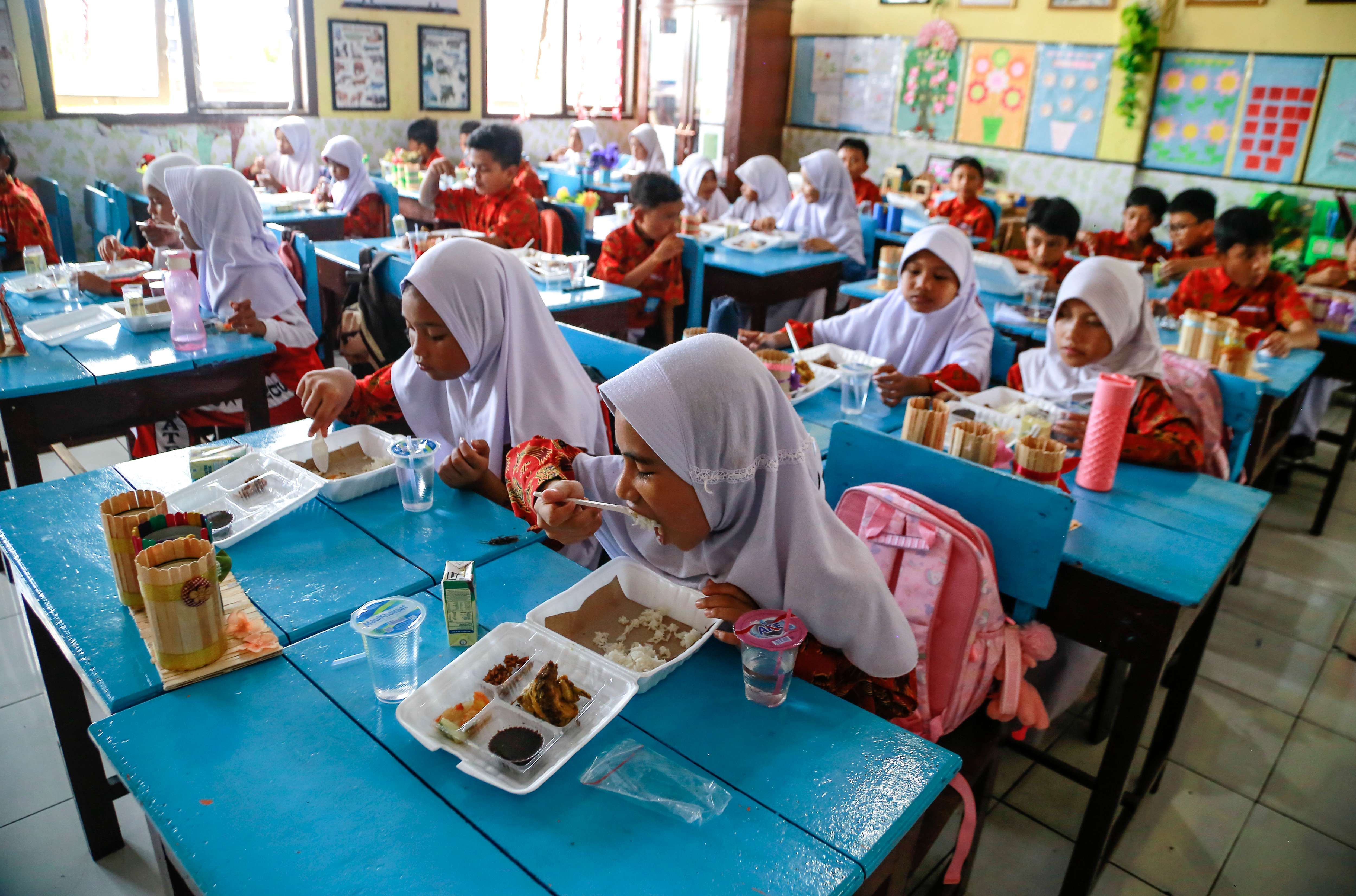 Program MBG di Kota Batu Berjalan Bertahap