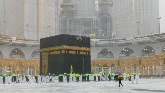 Kota Makkah Sempat Diguyur Hujan