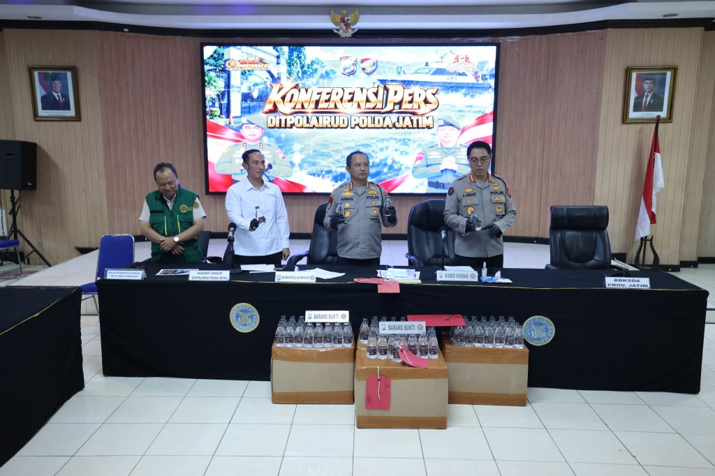 Polda Jatim Ungkap Perdagangan Satwa dan Dugaan Solar Ilegal