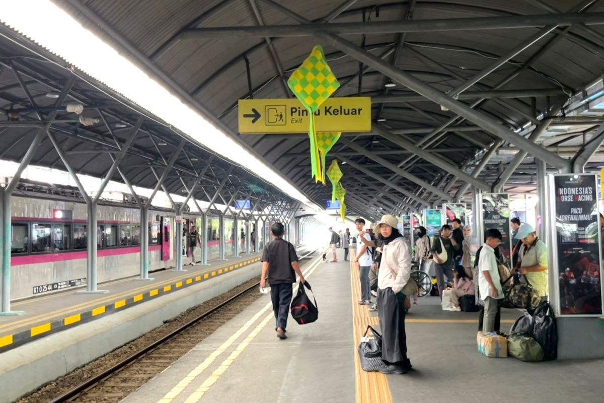 Diskon Tiket 30 Persen Dongkrak Penumpang KAI Daop 8 Surabaya Selama Libur Sekolah