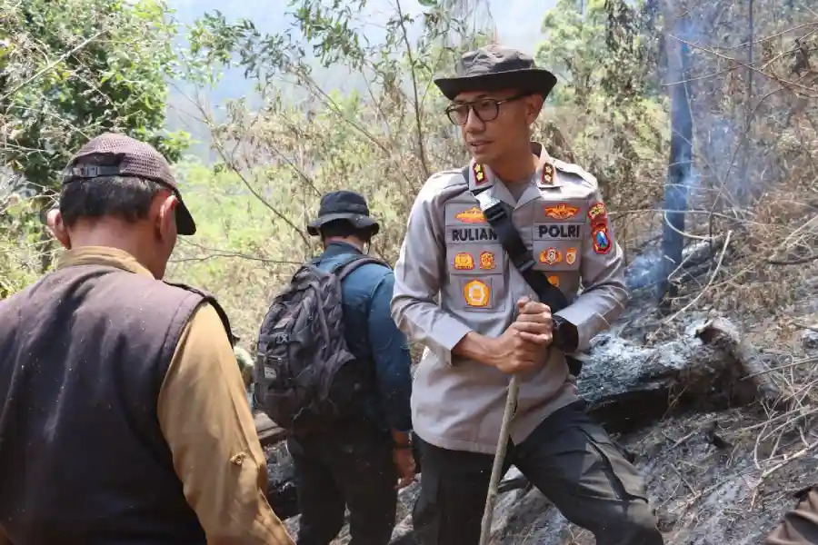 Kebakaran Arjuno Meluas ke Sejumlah Petak, Kapolres Malang Turun Tangan