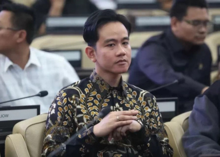 MK Tolak Terima Gugatan Soal Syarat Ijazah Gibran