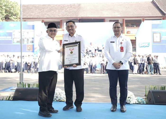 Ratusan Ribu Pelajar Jatim Ikuti Penyuluhan Antikorupsi Digital Pada Hari Pertama Sekolah
