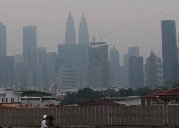 Kabut Asap Indonesia Meluas ke Negara Tetangga, PM Malaysia Dorong ASEAN Bertindak