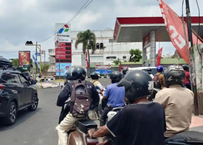 Krisis BBM Jember Berulang, Pemkab Siapkan Jalur Pasokan dari Malang dan Surabaya