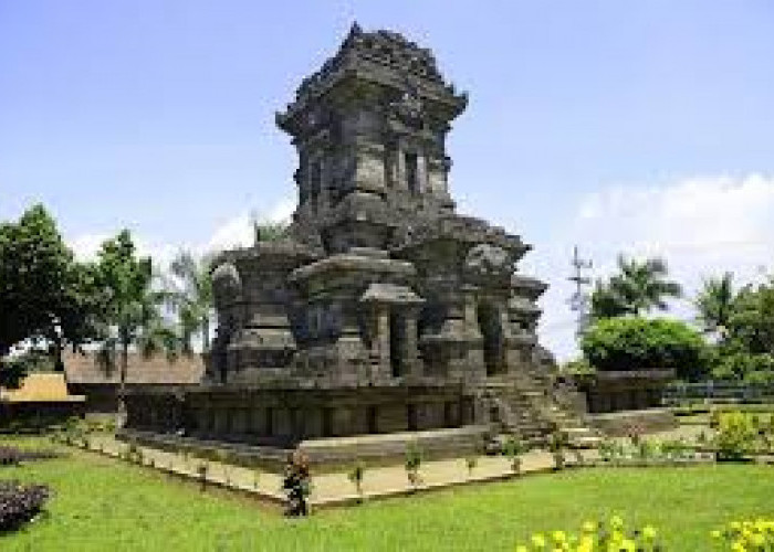 Candi Jago Akan Segera Direvitaliatas 