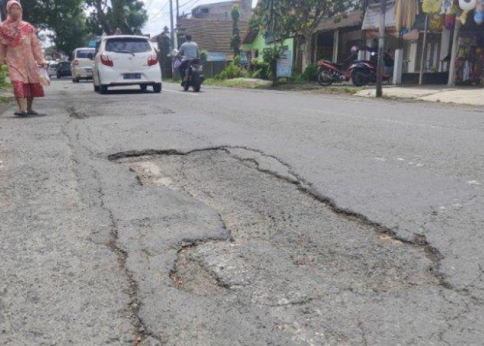 Dinas PUBM Kabupaten Malang Prioritaskan Perbaikan Jalan Rusak
