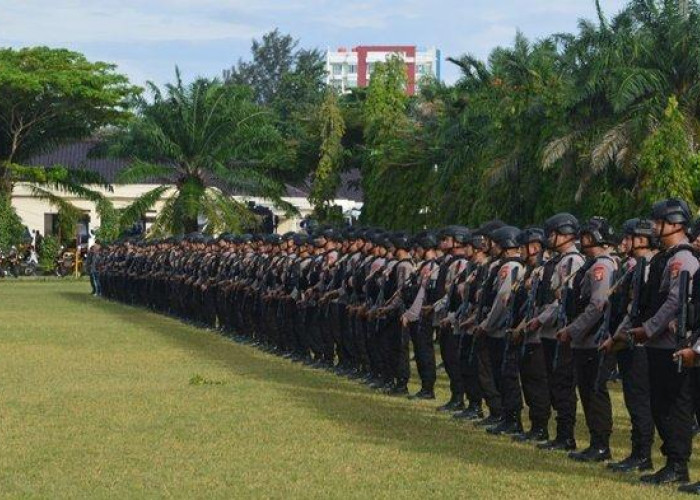 Polda Jatim Tambah Ratusan Personel Pengamanan di Pelabuhan Ketapang