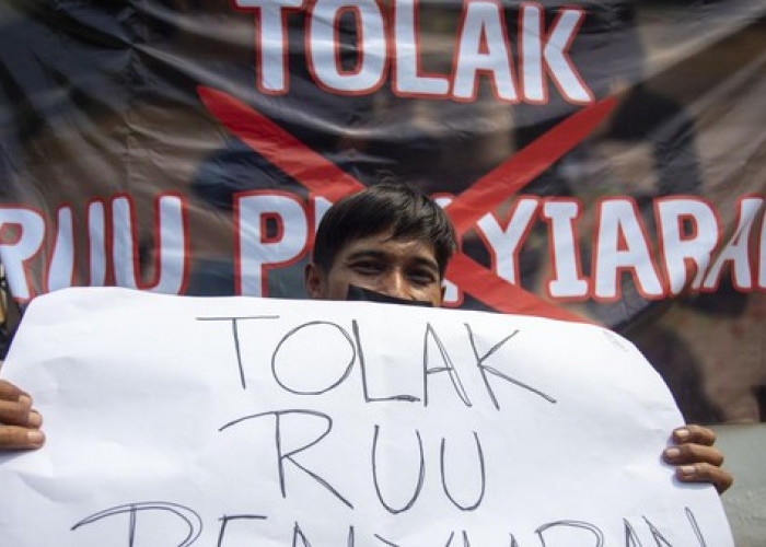 IJTI Surabaya Gelar Aksi Menyikapi Kontroversi RUU Penyiaran