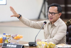 Wamendagri Ingatkan Humas Pemerintah Tak Bisa Hanya Mengandalkan Layar Digital