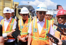 Antrean Truk di Pelabuhan Ketapang Mengular, Kapasitas Dermaga Bakal Ditambah