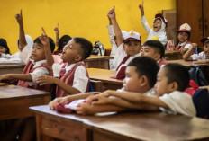 Sekolah Negeri Gratis 2027 Tak Pakai Anggaran Baru, Dana Pendidikan Diatur Ulang