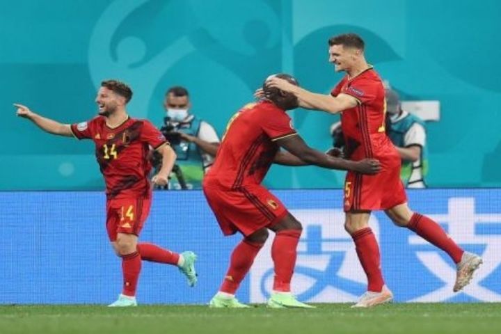 Lukaku Persembahkan Gol Untuk Eriksen