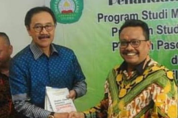 Stikosa AWS Merelevansi Pendidikan Komunikasi