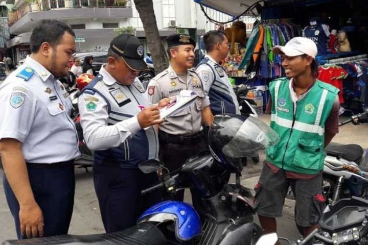 Penataan Parkir, Komisi C: Harus Lebih Jelas Hasilnya