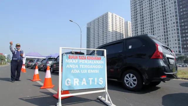 Ratusan Kendaraan Ikut Uji Emisi Gratis Di Tangerang