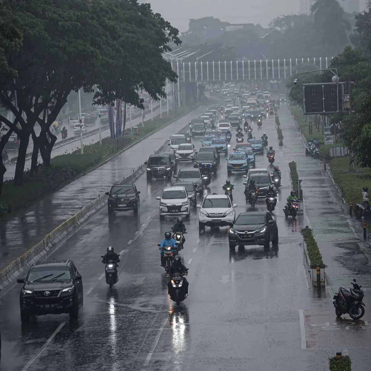 Cuaca Ekstrem Diprediksi Terjadi saat Malam Pergantian Tahun