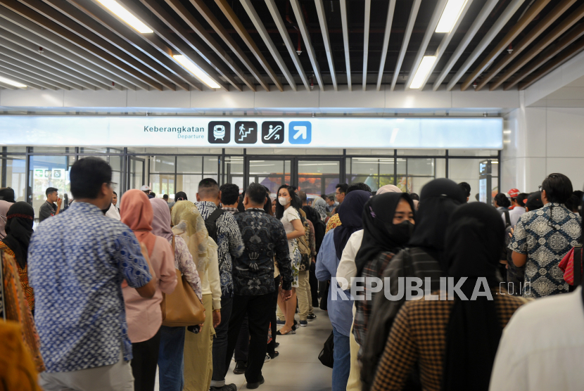 Pendaftaran Uji Coba Kereta Cepat Gratis Dibuka Hari Ini