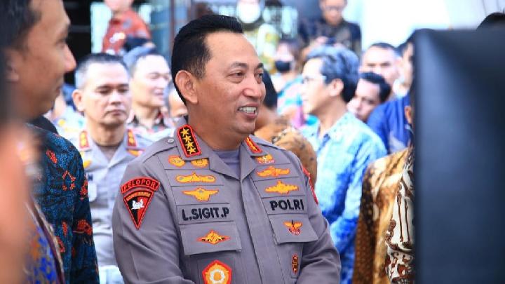 Mutasi dan Rotasi 55 Personel Polri Termasuk 6 Kapolda