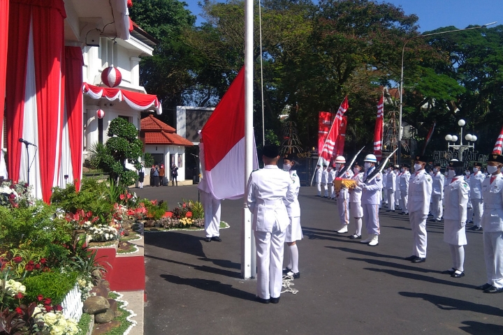 Upacara Kemerdekaan di Kota Malang Gaungkan Ketangguhan