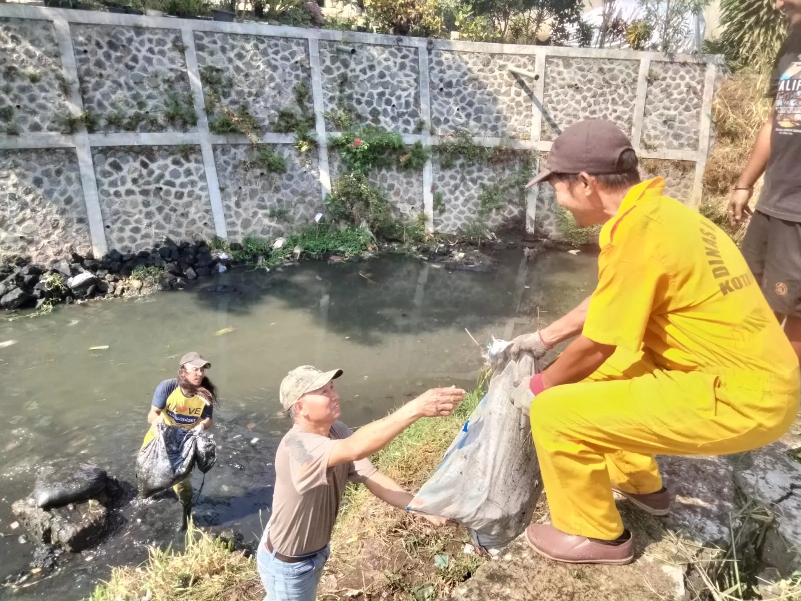 Kondisi Sampah di Kali Petruk Sempat Menggunung