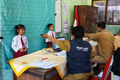 Dispendukcapil Kota Kediri Kembali Adakan Kia Goes To School