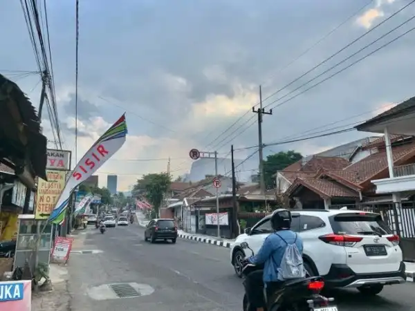 Pemkot Batu Bakal Pasang Rambu Larangan Parkir di Jalan Semeru