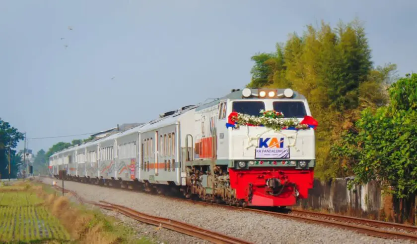 KA Pandalungan Relasi Jember – Gambir Berangkat Dengan Rangkaian Darurat