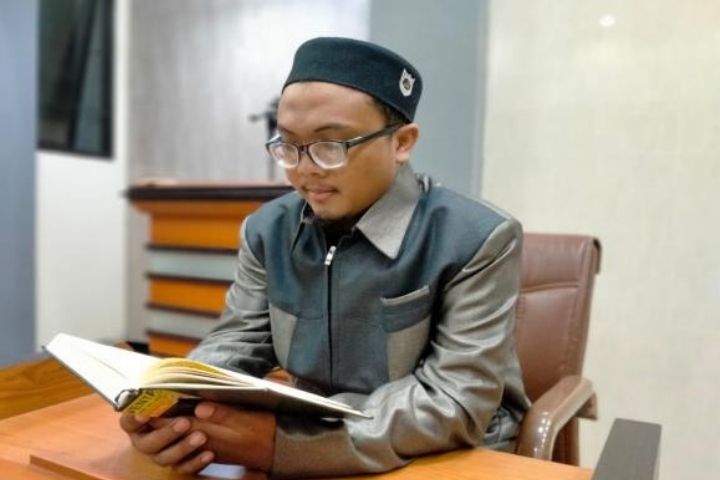 Dua Warga Malang Terpilih Jadi Imam Masjid di UEA, Siapa Mereka?