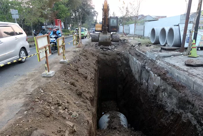 Pengerjaan Drainase di Jalan Ki Ageng Gribig Diharapkan Bisa Selesai Sesuai Target