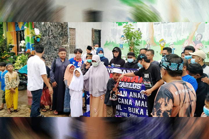 Ulang Tahun, Aremania Karlos Berbagi Ceria dengan Anak Yatim