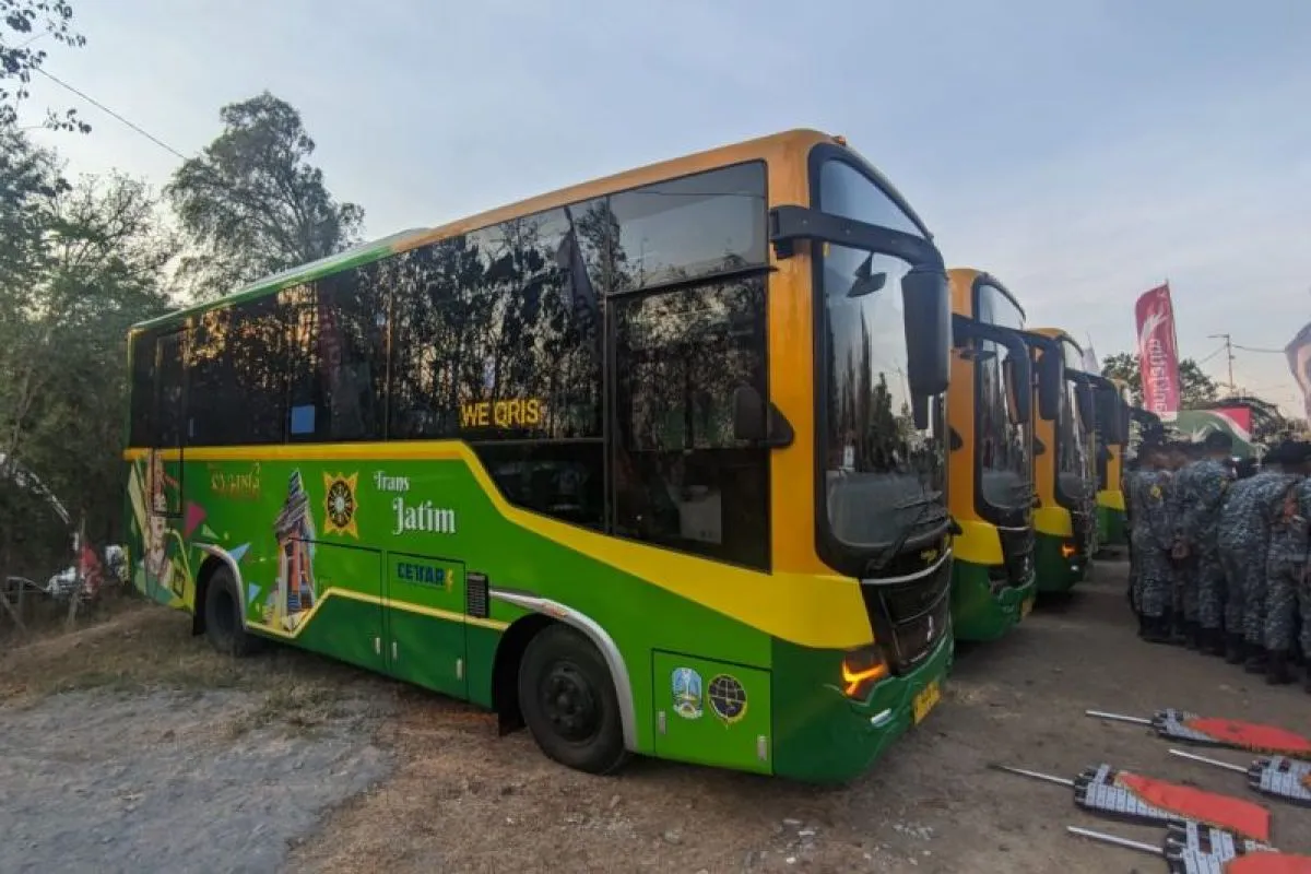 Bus Transjatim Koridor III Mulai Beroperasi