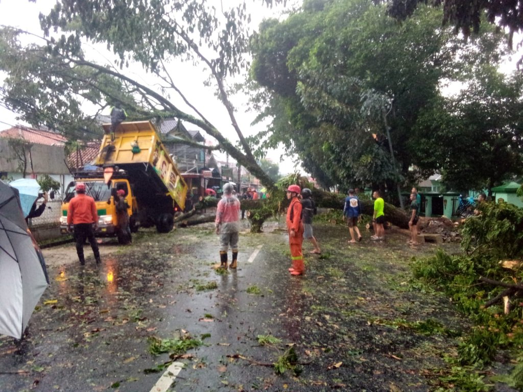 Potensi Bencana Hidrometeorologi Diprediksi Sampai Bulan Maret