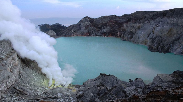 Kawah Ijen Resmi Diakui Sebagai UNESCO Global Geopark