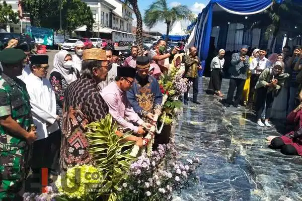 Wali Kota Malang Meresmikan Masjid Abu Bakar Ar-Razi Rsud Kota Malang 