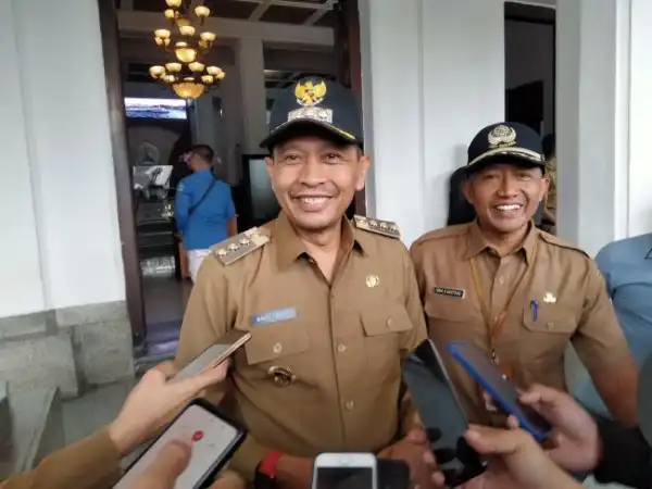 Pj Wali Kota Malang Ajak Masyarakat Teladani Peran Santri