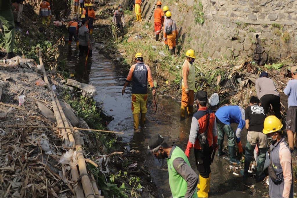 Untuk Antisipasi Bencana Hidrometeorologi Pemkot Malang Lakukan Bersih-Bersih Kali