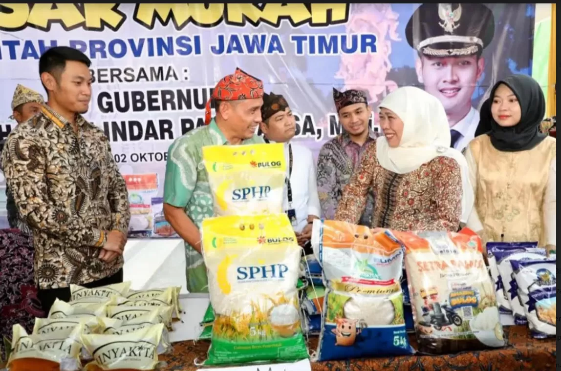 Pemprov Jatim Gelar Pasar Murah Dan Salurkan Bantuan