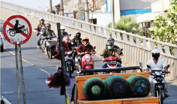 Pertimbangkan Lagi Fly Over Dilintasi Sepeda Motor