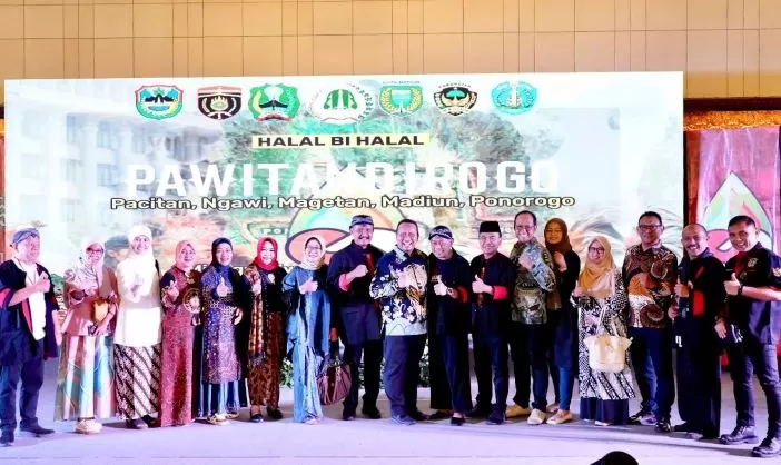 Warga Bersama Bupati Walikota Jatim Dorong Perekonomian Daerah