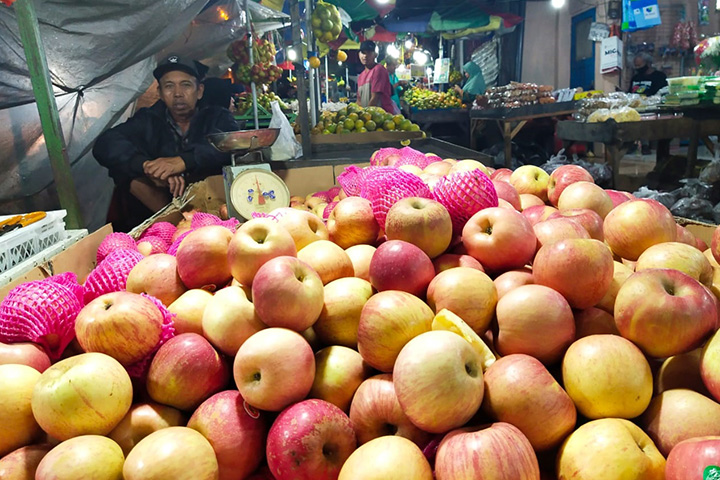 Buah-Sayur Bakal Kena Pajak, Pedagang Lawang: Tambah Ajur Wis