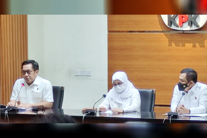 Bupati Nganjuk Novi Rahman dan 6 Lainnya Resmi Tersangka